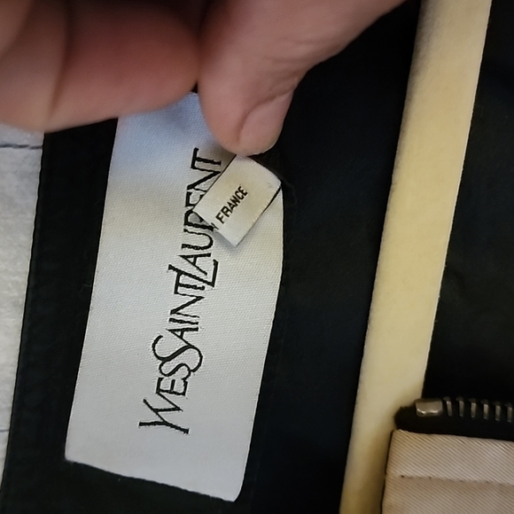 YVES SAINT LAURENT SILK CROPPED BOMBER JACKET. - Picture 9 of 9